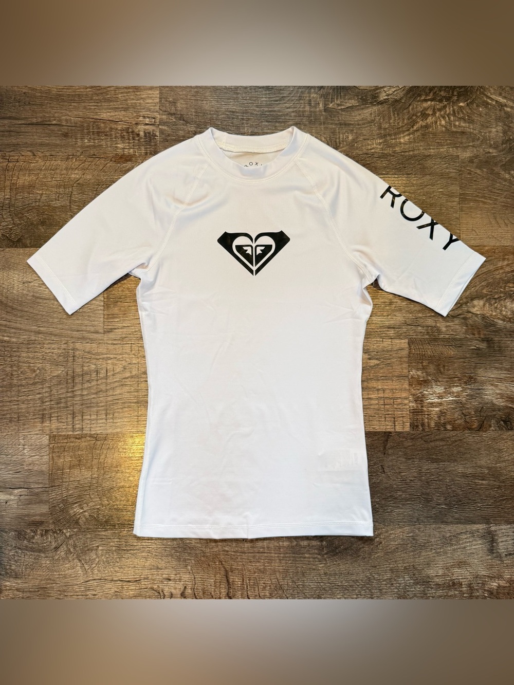 Roxy Whole Hearted White Logo Short Sleeve Rash Guard Swim Top SPF 50+ Medium